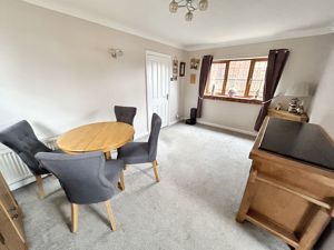 Dining room- click for photo gallery